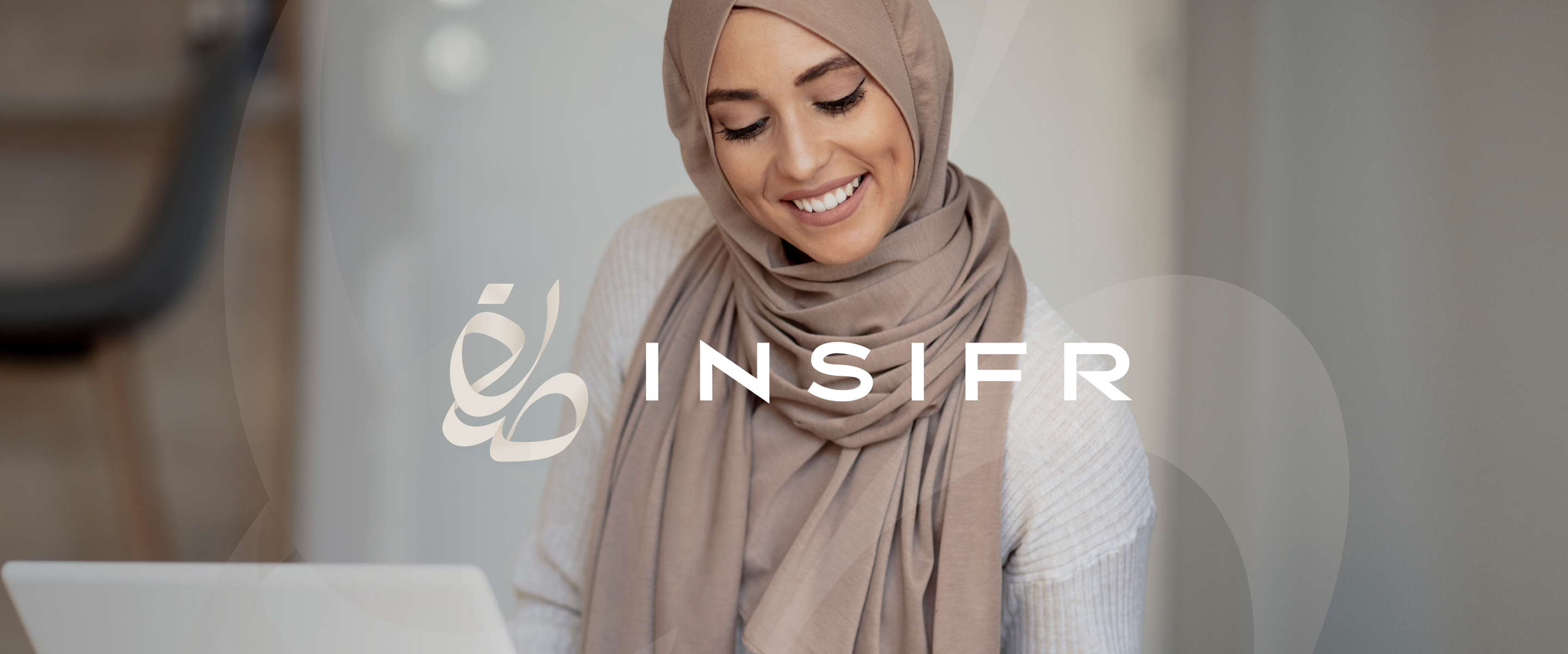 full width image display